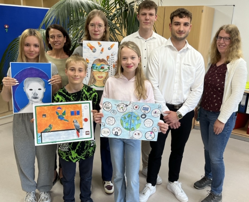 Jugendwettbewerb „Echt digital“ – 4 Schülerinnen und Schüler der Jahnschule gehören dieses Jahr zu den Orts- und Landessiegern Hessens 2025.