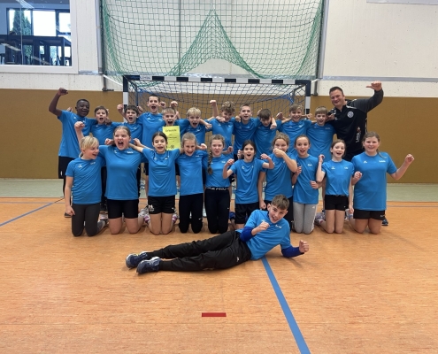 Gruppenfoto - Handballturnier der Jahrgangsstufe 7