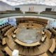 Politik hautnah - Klassen 8H der Jahnschule im Landtag