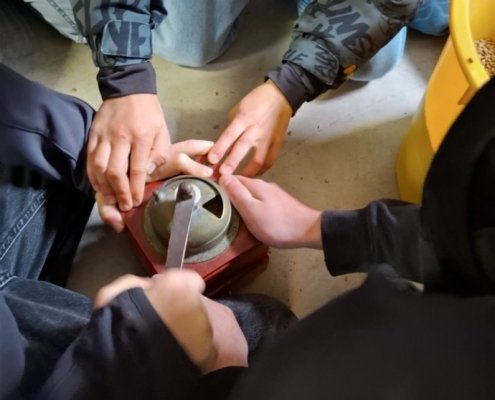 Religionskurs Jahrgangsstufe 5 erlebt Schöpfungstag auf dem Bauernhof